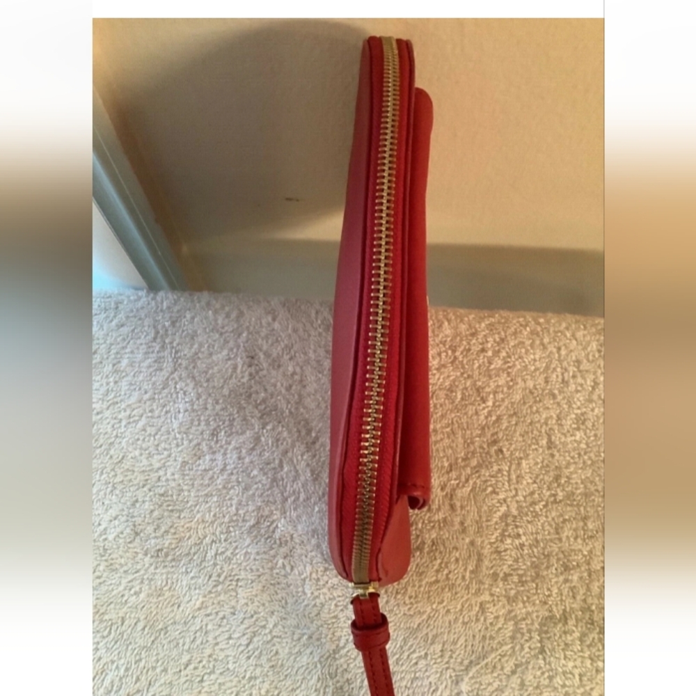 🆕Talbots Genuine LEATHER Red Wristlet Wallet Purse Clutch Bag - Picture 3 of 10